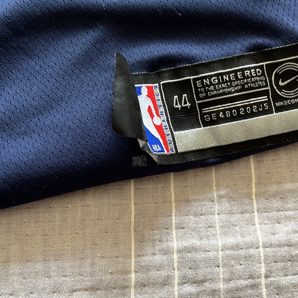 Nike Men's Memphis Grizzlies Ja Morant City Edition Swingman Jersey - Picture 5 of 9